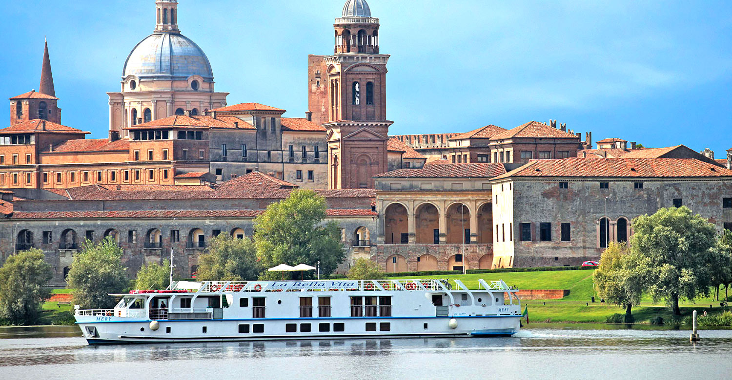 La Bella Vita, on the River Po