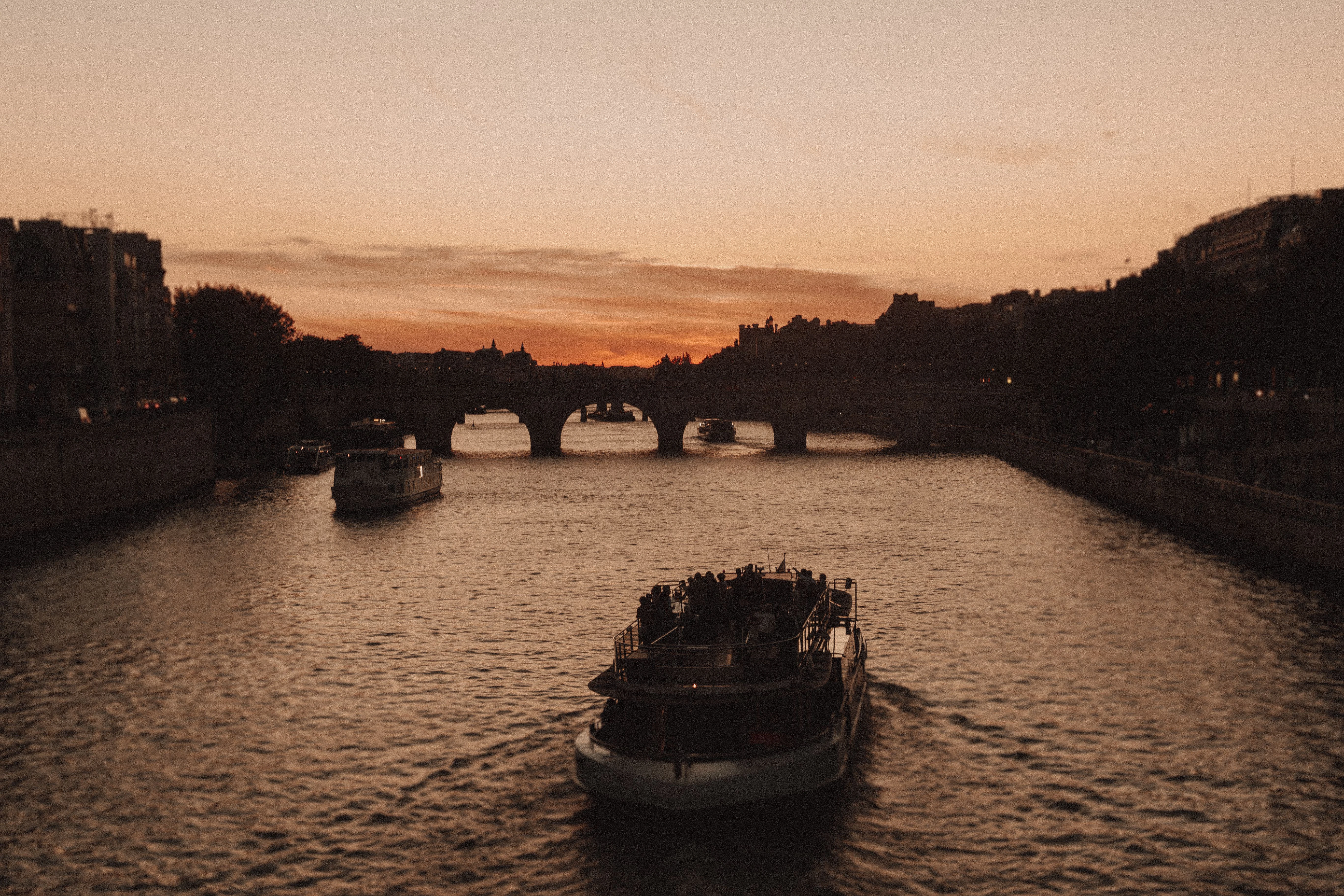 Barge cruise in France © L'Impressionniste