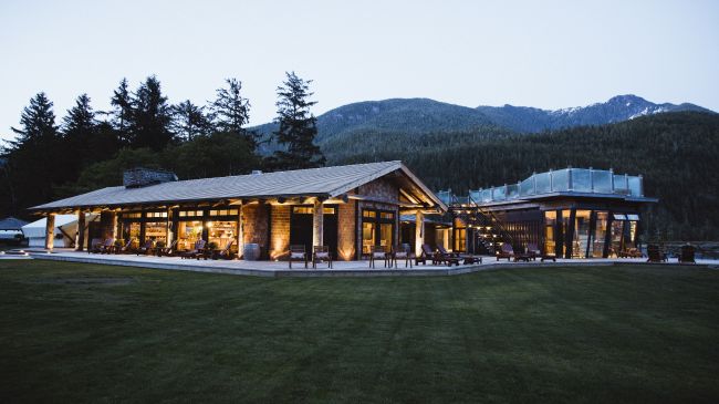Vancouver → Clayoquot Wilderness Lodge