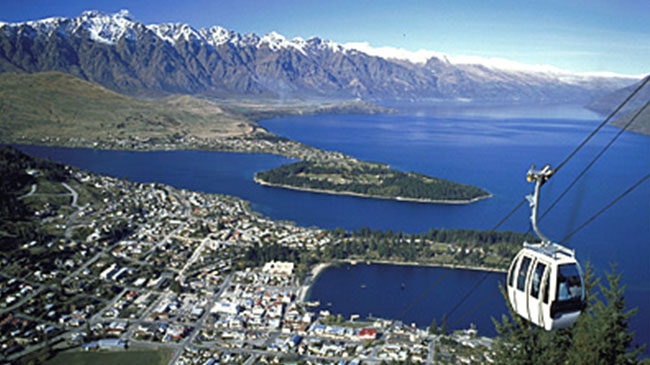 Queenstown → Auckland Airport