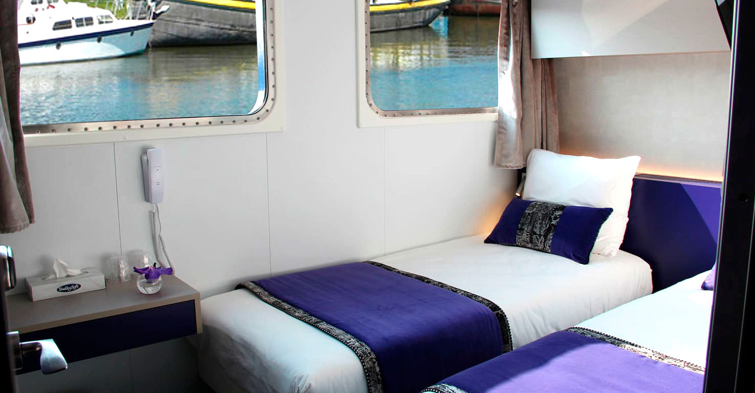 Deborah's stylish cabin.