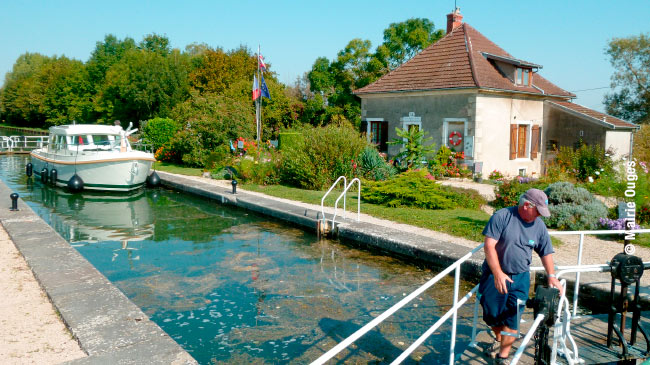Saint-Jean-de-Losne - Petit-Ouges