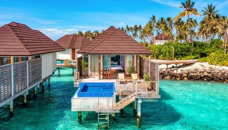 Romantic Water Villa with Pool
