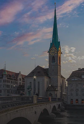 DISCOVER CITY STAYS