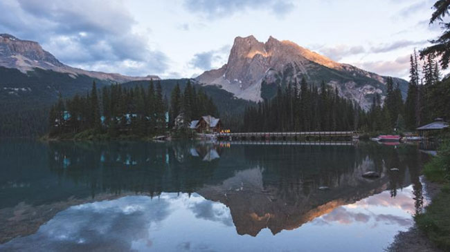 Emerald Lake → Yoho National Park → Emerald Lake