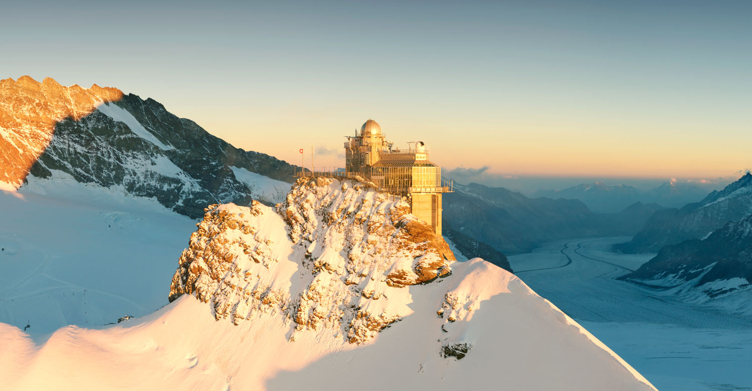 At 3,454 metres above sea level, the Jungfraujoch is a highlight of every visit to Switzerland.