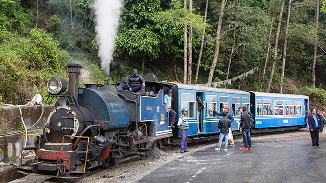 Kolkata → Darjeeling