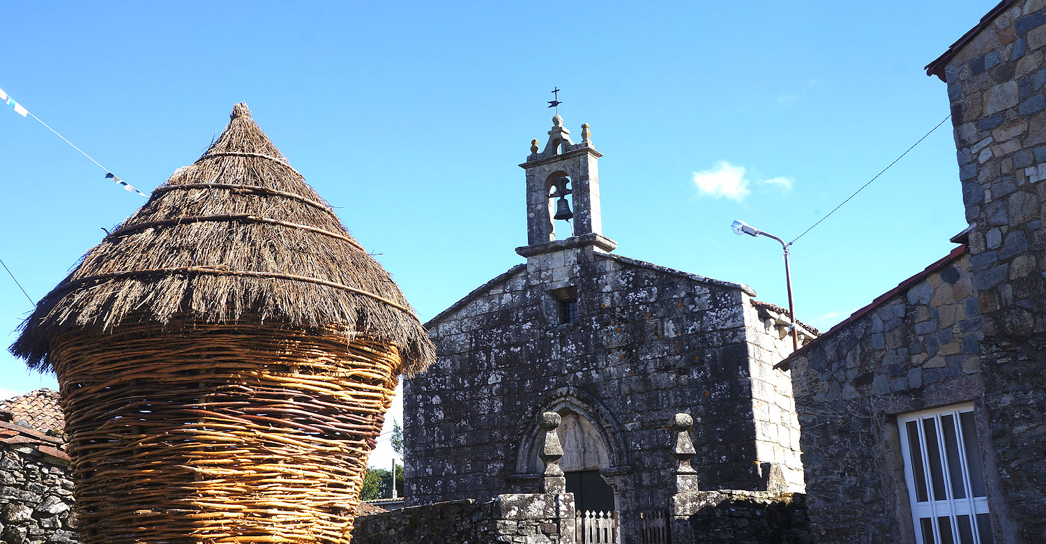 Cabazo and Leboreiro church.
