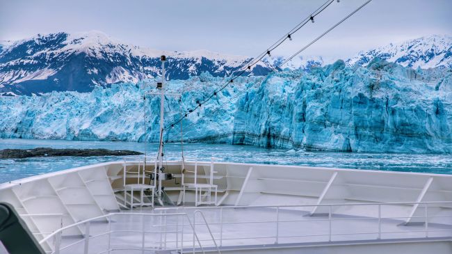 Cruise Hubbard Glacier
