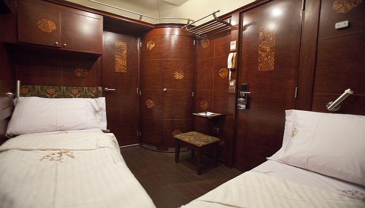 Grand Class Room (by night)