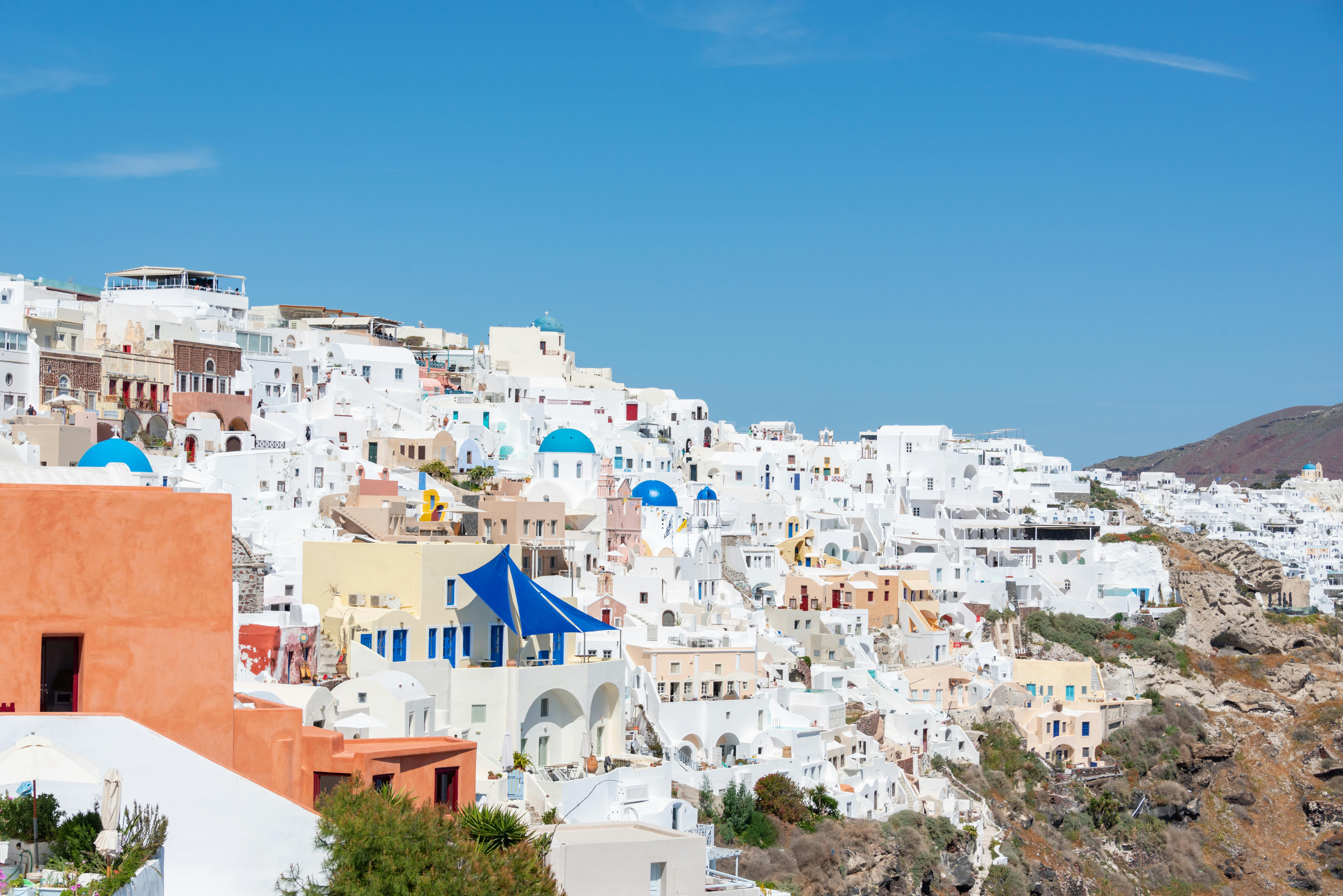 A Romantic Escape to Santorini and Naxos: Cycladic Charm for Two
