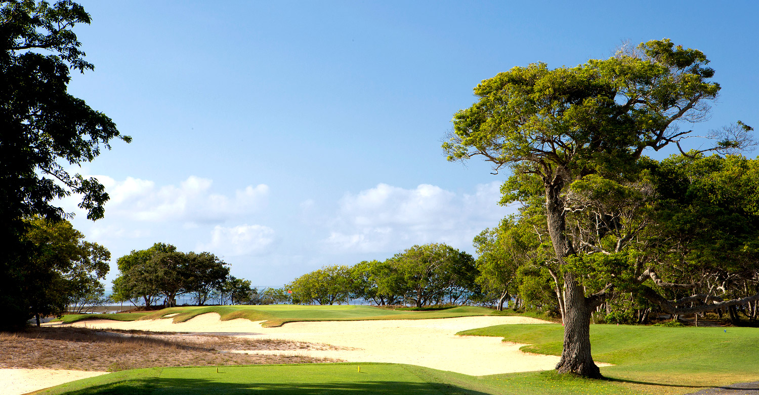 Exclusiv Golf Deva New Caledonia.