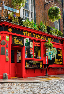 Traditional music in cosy pubs