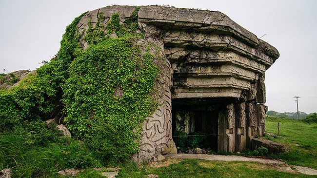 Sainte Marie du Mont → Utah beach → Crisbecq and Azeville batteries → Sainte Marie du Mont