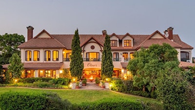 Oliver's Restaurant & Lodge