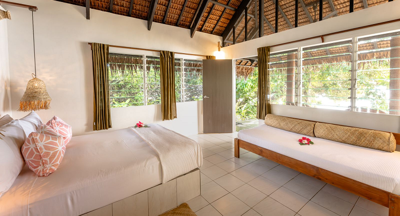 Studio Beachfront Bungalows