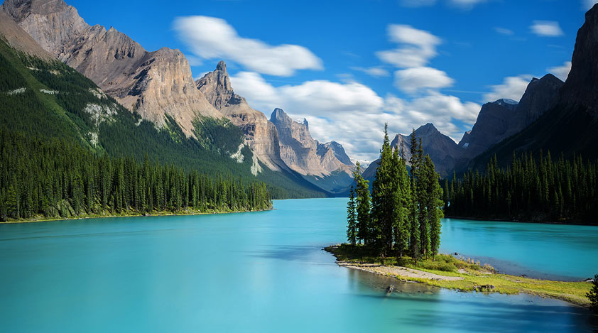 Maligne Lake in Jasper