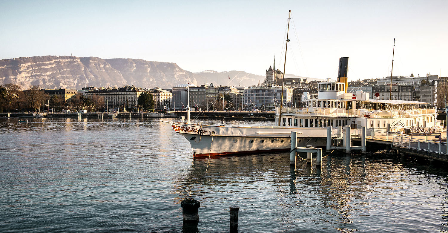 The bustling Geneva harbour.