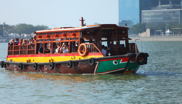 Explore Singapore with Bumboat