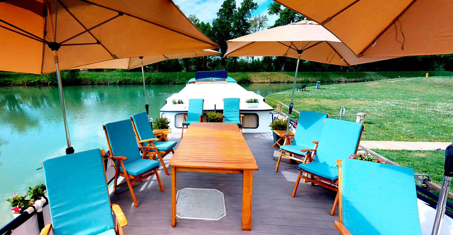 Cozy sun deck of barge Rosa.