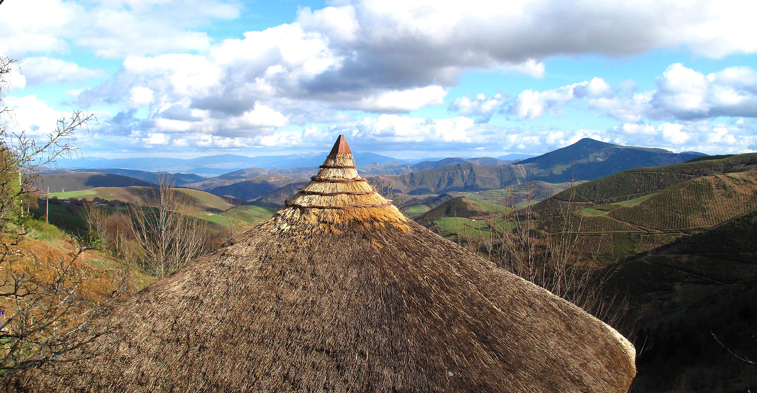 The unique heritage of O Cebreiro village.
