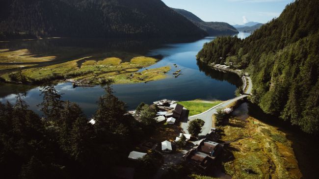 Clayoquot Wilderness Lodge → Vancouver