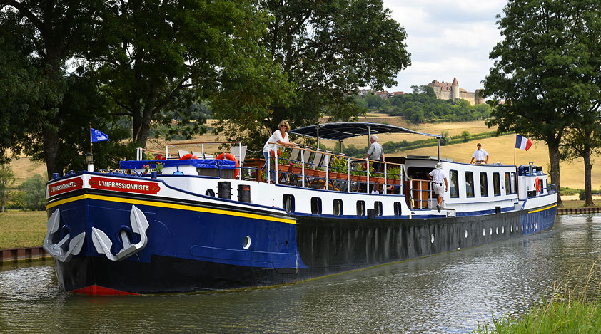 L’Impressionniste cruising in Southern Burgundy