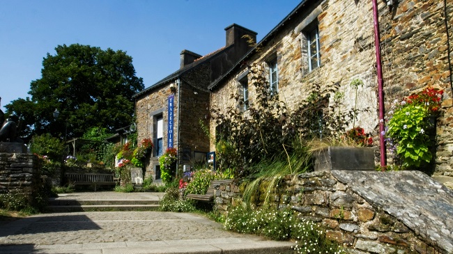 Saint-Martin-sur-Oust → La Gacilly