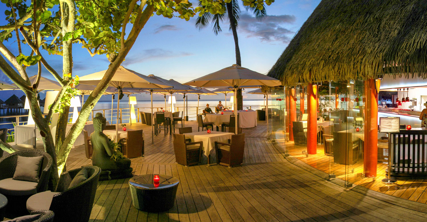 Restaurant at Tahiti Ia Ora Beach Resort