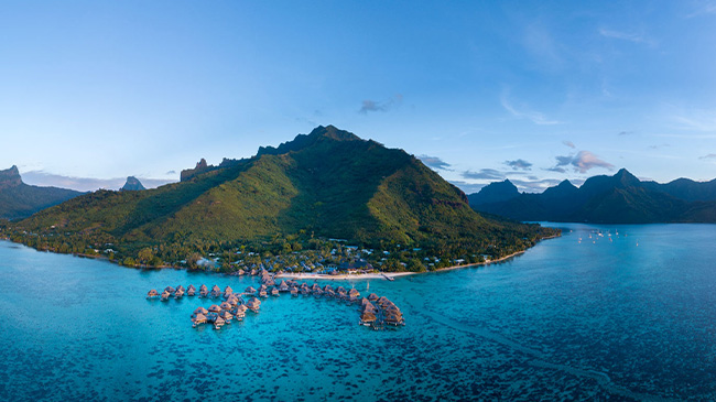 InterContinental Tahiti Resort & Spa → Moorea