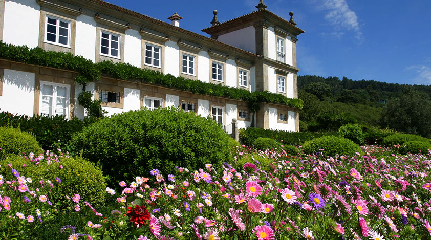 What Are Solares Of Portugal | Entire Travel Group